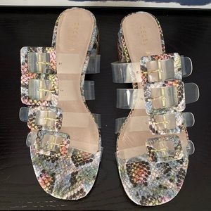 NWOT Cecelia New York Lincoln Snake print clear sandals